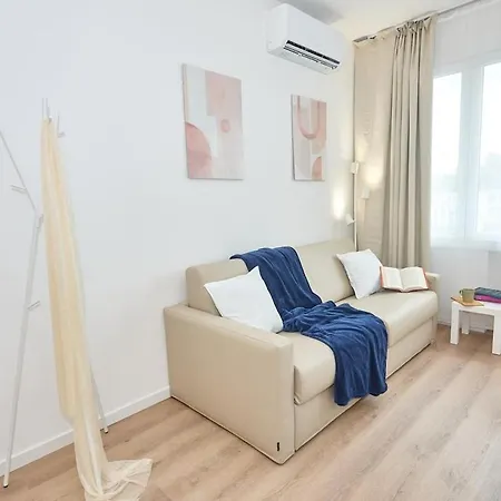 Apartment Nest River